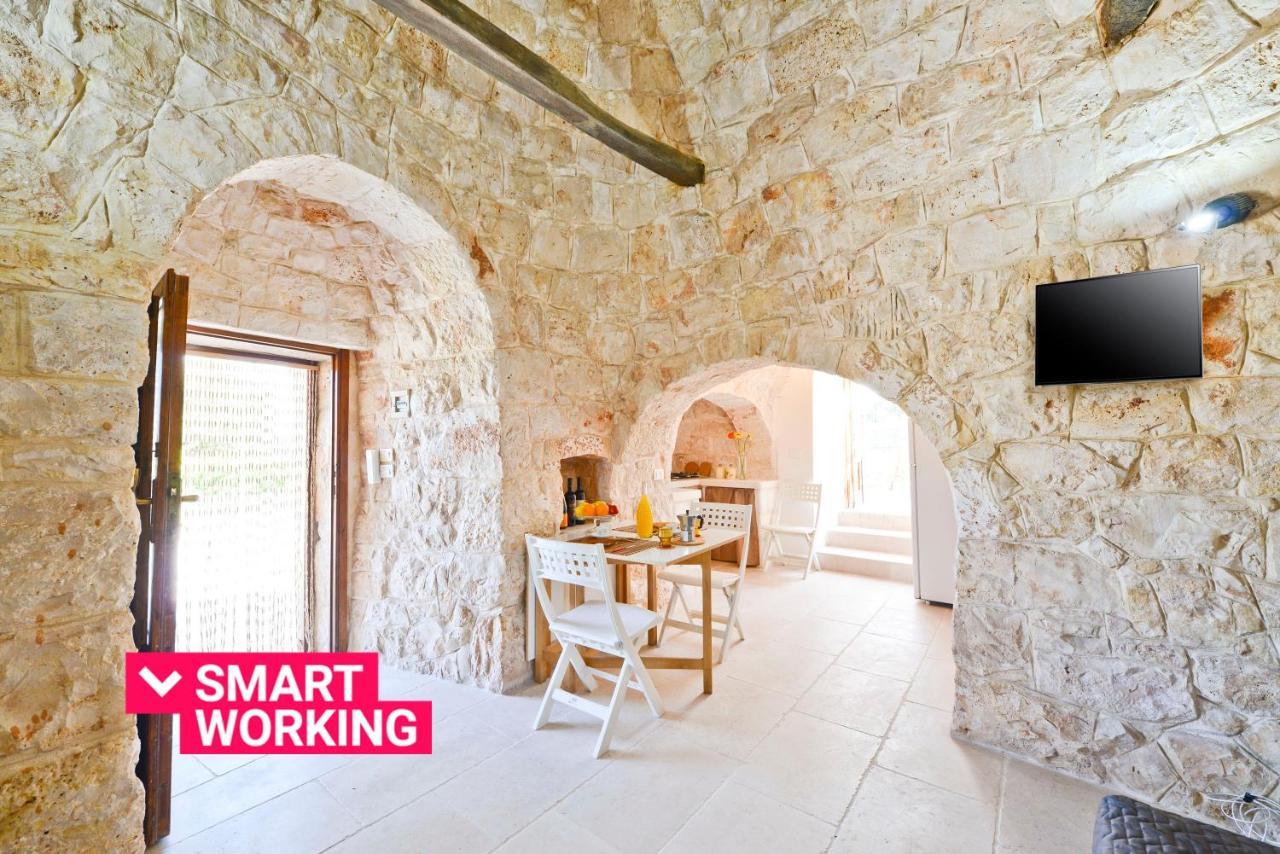 فيلا I Trulli Del Ciliegio Con Giardino By Wonderful Italy أوستوني المظهر الخارجي الصورة