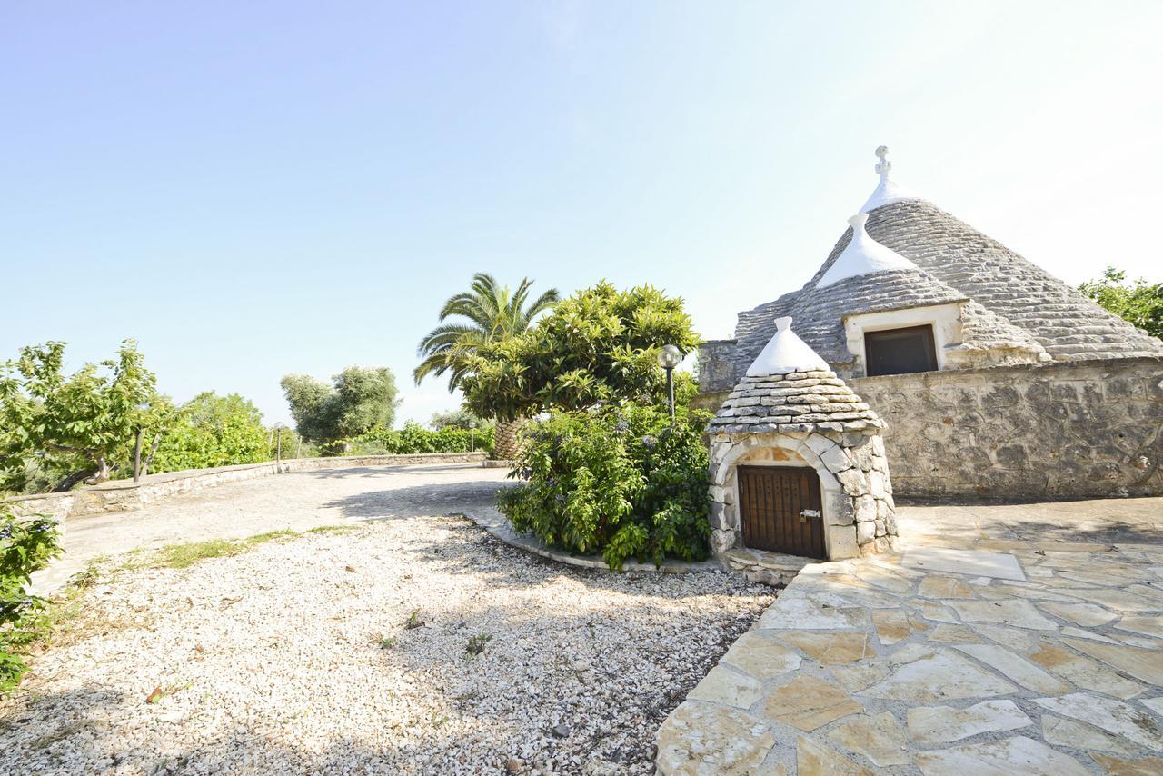 فيلا I Trulli Del Ciliegio Con Giardino By Wonderful Italy أوستوني المظهر الخارجي الصورة