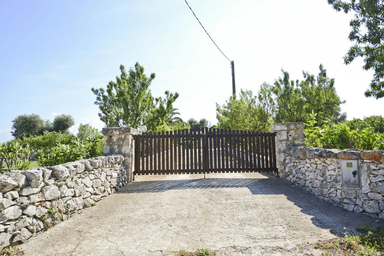فيلا I Trulli Del Ciliegio Con Giardino By Wonderful Italy أوستوني المظهر الخارجي الصورة